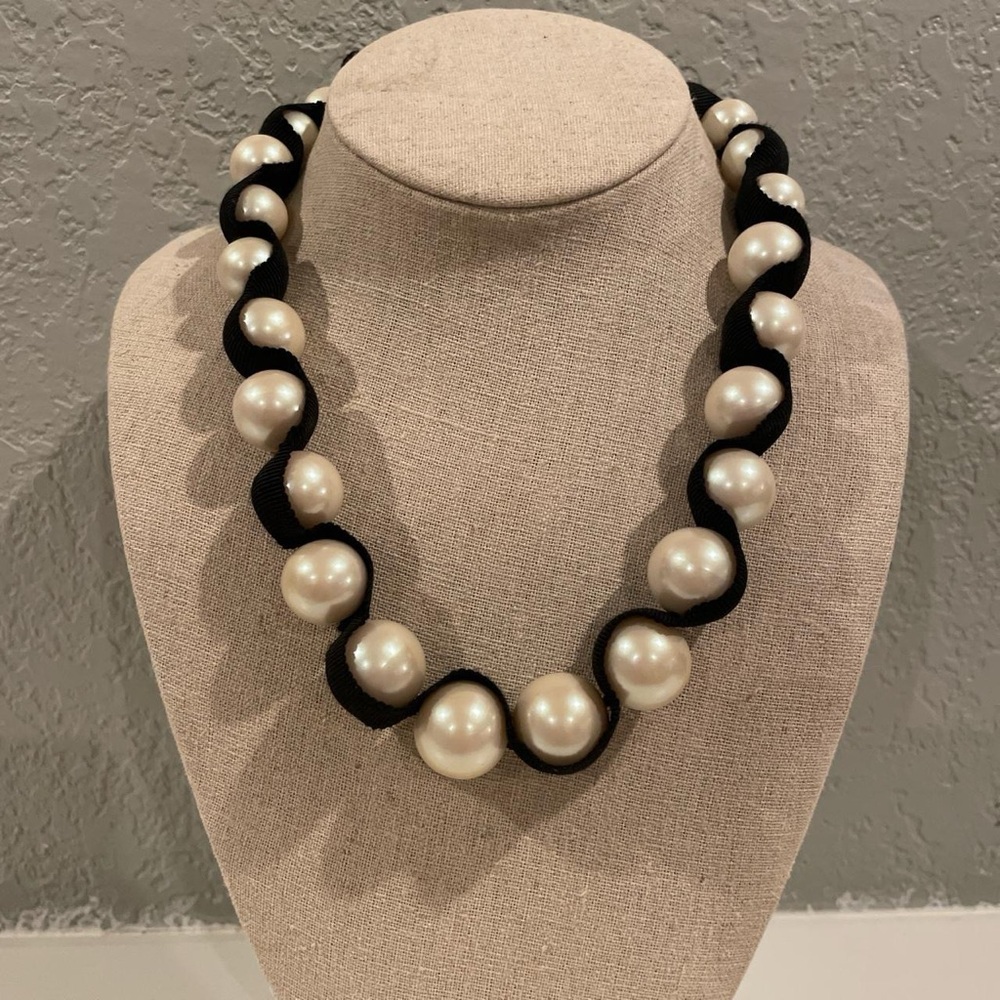 Black Grosgrain Pearl Necklace w/Ribbon
